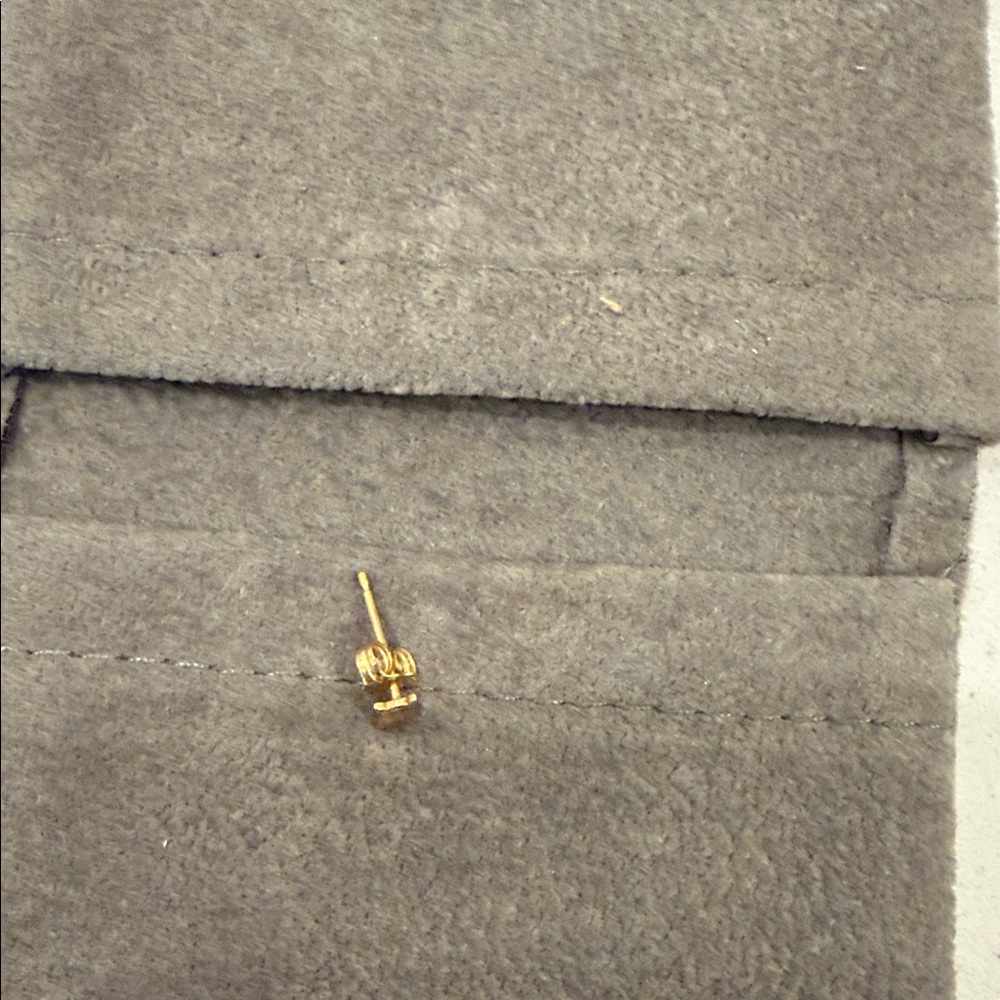 Zoë Chicco 14K Yellow Gold Itty Bitty Symbols Owl Single Stud Earring - Picture 5 of 8